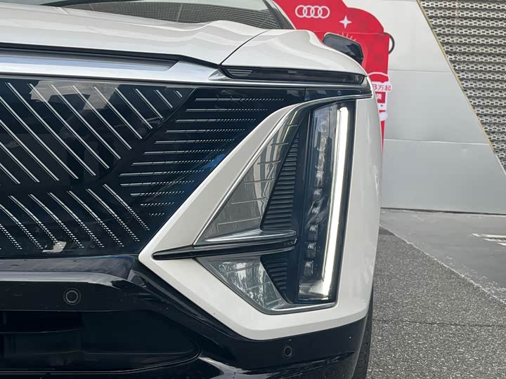 Фото 6 - Cadillac Lyriq