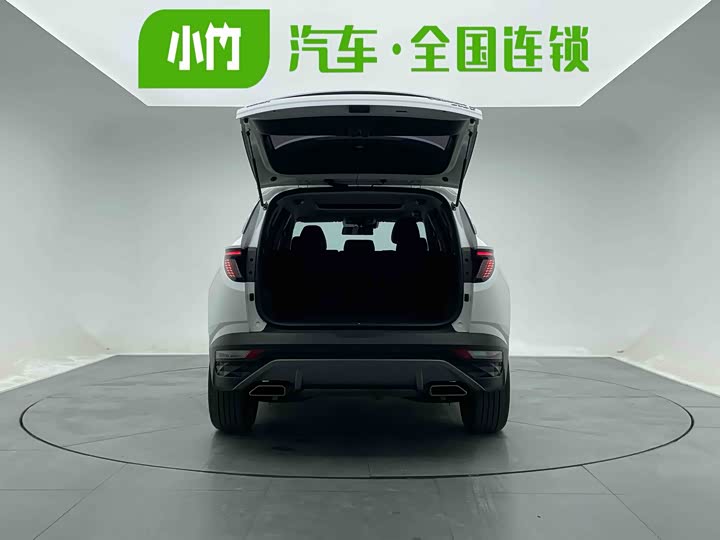 Фото 5 - Hyundai Tucson L