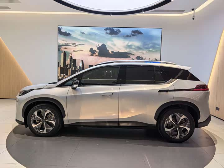 Фото 4 - GAC Aion V