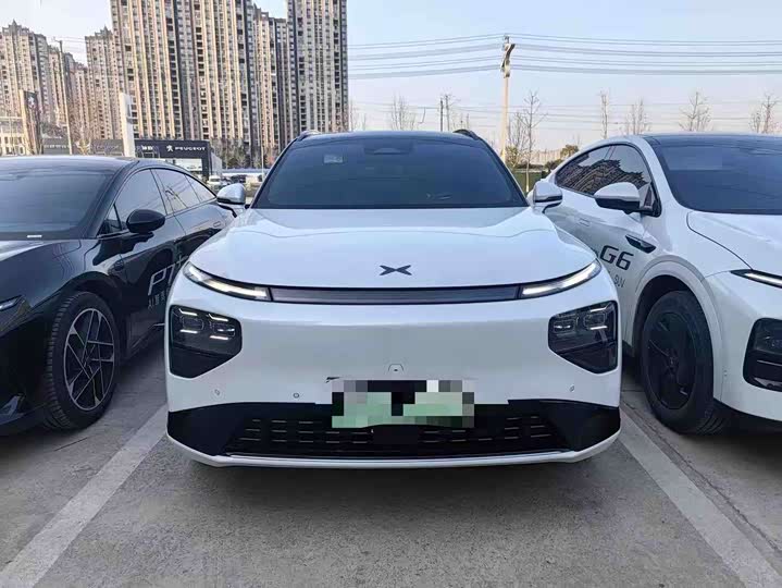 Фото 1 - XPeng G9