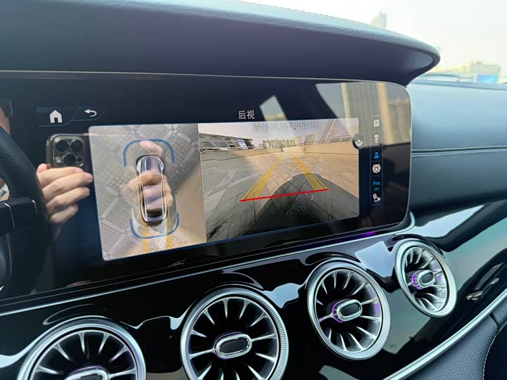 Фото 6 - Mercedes-Benz AMG GT