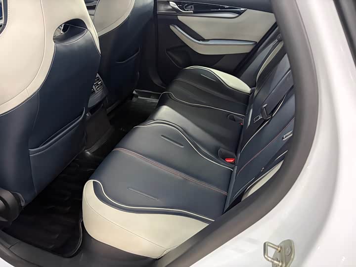 Фото 8 - BYD Qin Plus