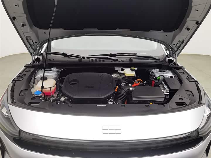 Фото 6 - Geely Galaxy L6