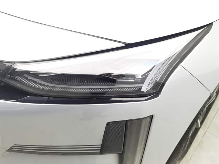 Фото 7 - Geely Galaxy L6