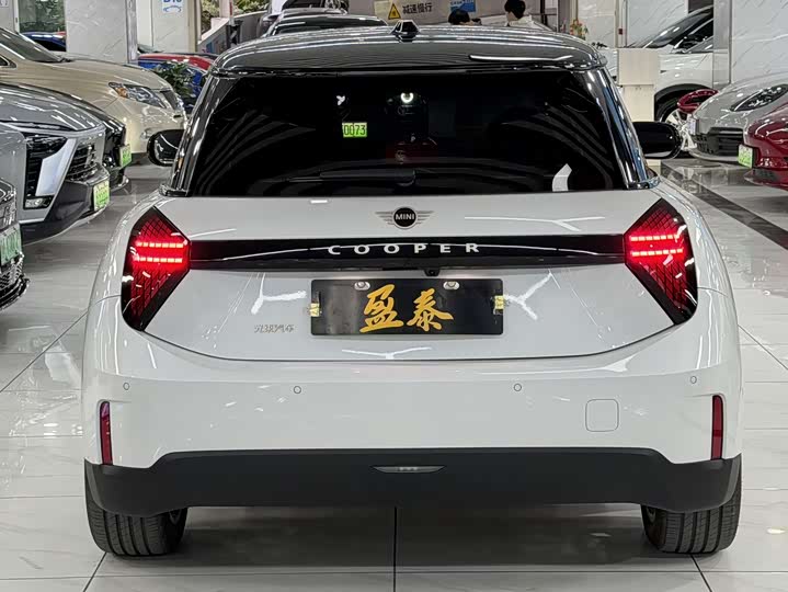 Фото 6 - Mini Cooper