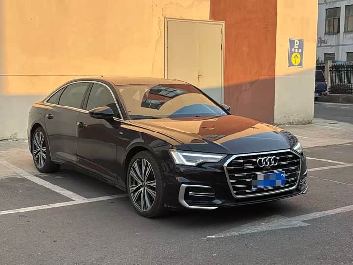 Фото 3 - Audi A6L