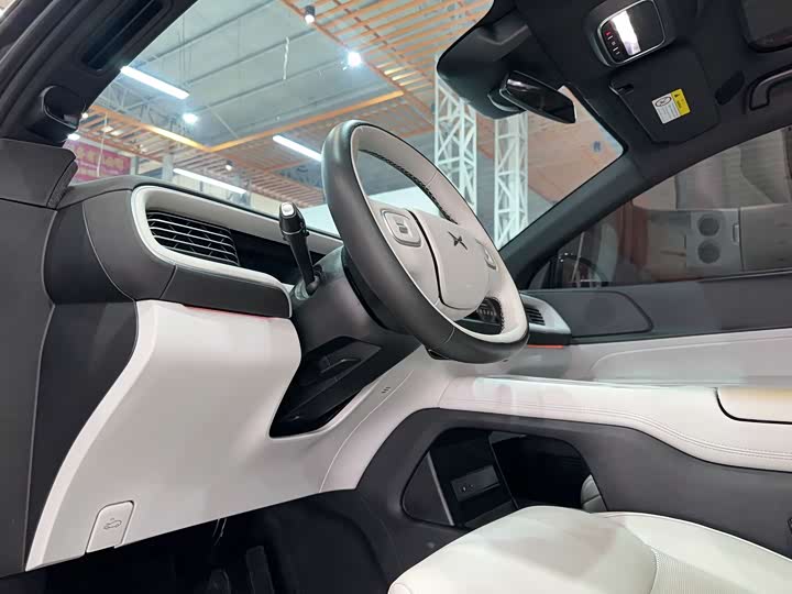 Фото 9 - XPeng G6