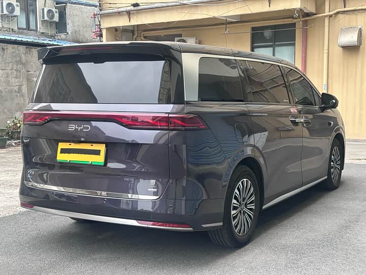 Фото 6 - BYD Xia