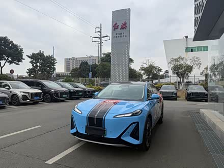 Фото 1 - Hongqi EHS5 (Tiangong 06)