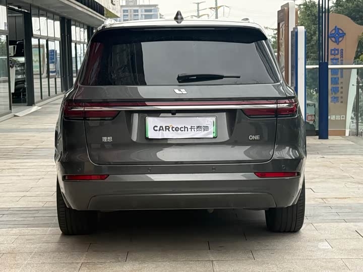 Фото 4 - LiXiang One