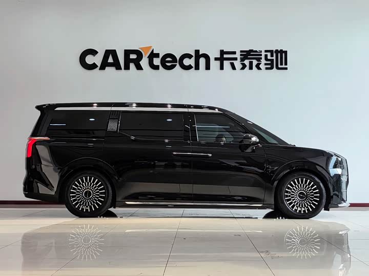 Фото 5 - Zeekr 009