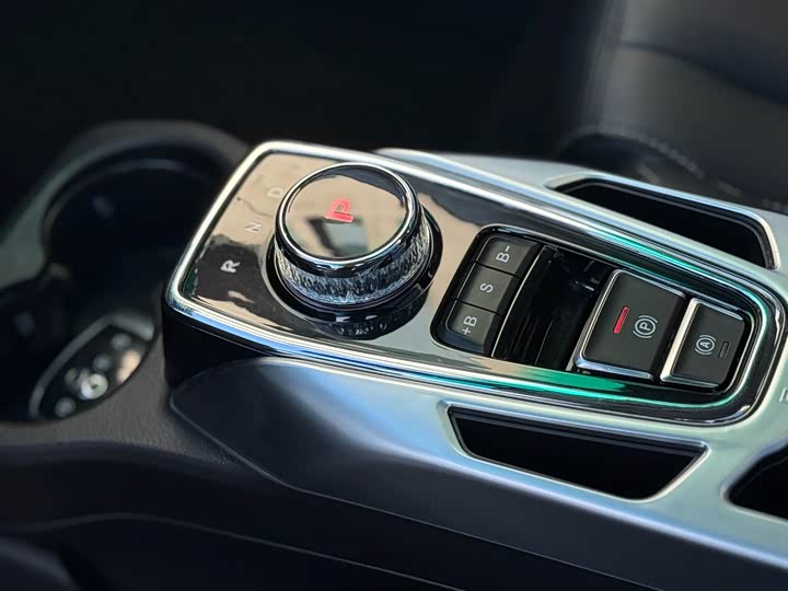 Фото 7 - Beijing EX3