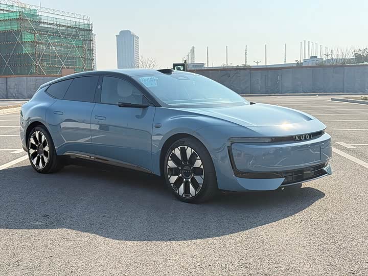 Фото 3 - Audi × SAIC E5 Sportback