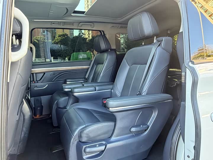 Фото 5 - GAC Trumpchi M8