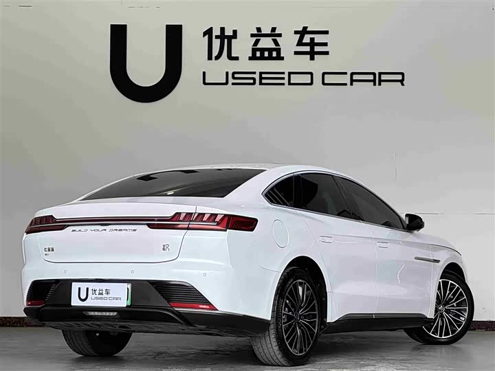 Фото 9 - BYD Han