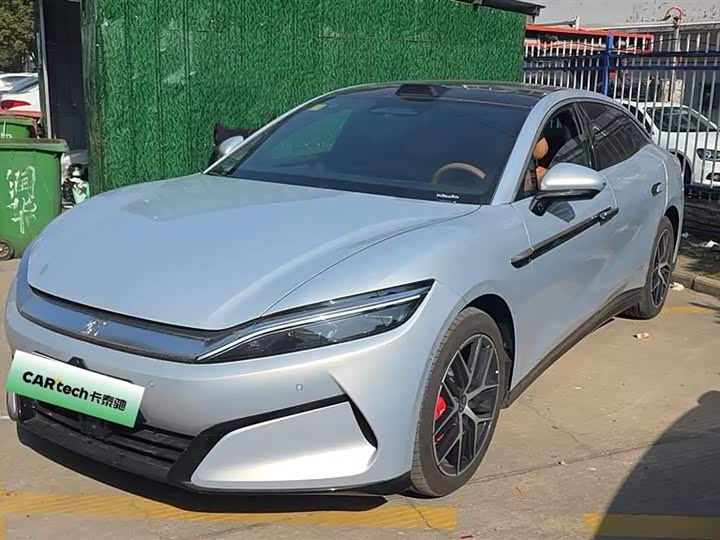 Фото 1 - BYD Han L