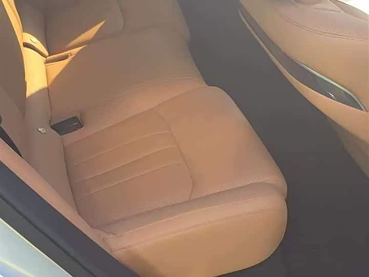 Фото 3 - BYD Han L