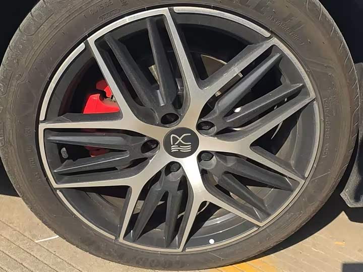 Фото 7 - BYD Han L