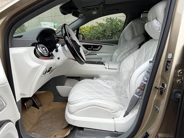 Фото 3 - Mercedes-Benz Maybach EQS SUV