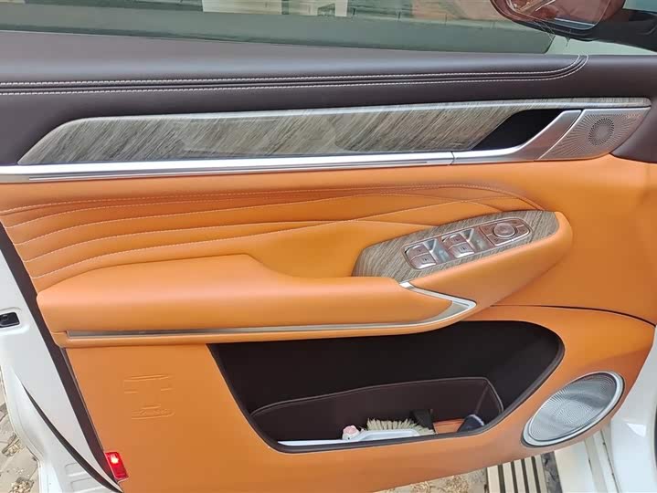 Фото 7 - Tank 500