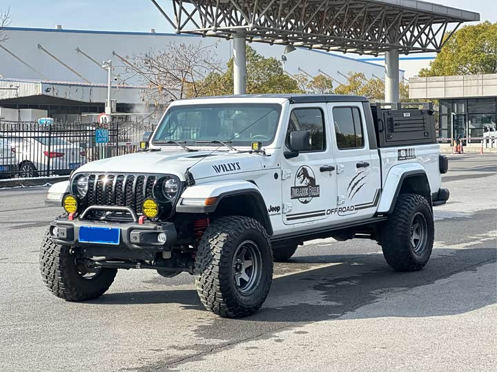 Фото 1 - Jeep Gladiator
