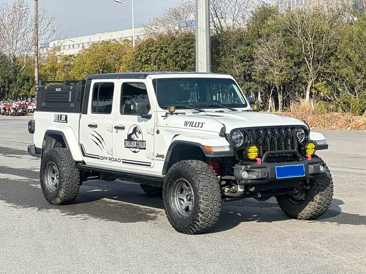Фото 3 - Jeep Gladiator