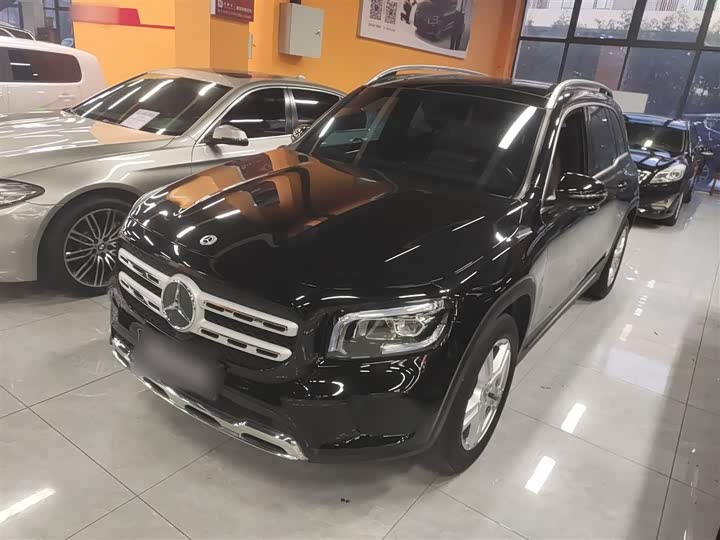 Фото 1 - Mercedes-Benz GLB-Class