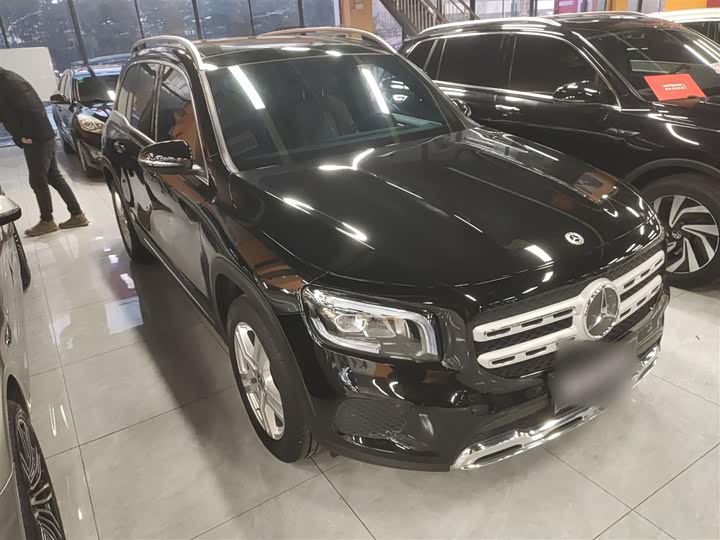 Фото 4 - Mercedes-Benz GLB-Class