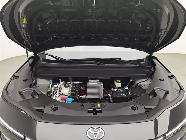 Фото 6 - Toyota bZ3X