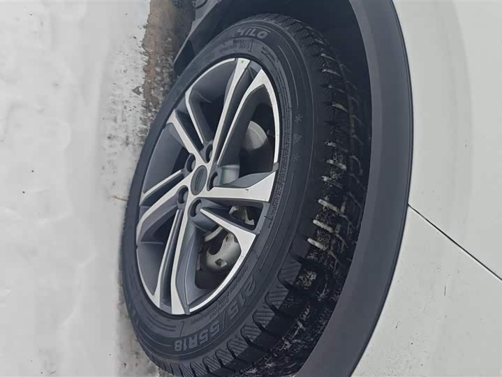 Photo 6 - Geely Coolray