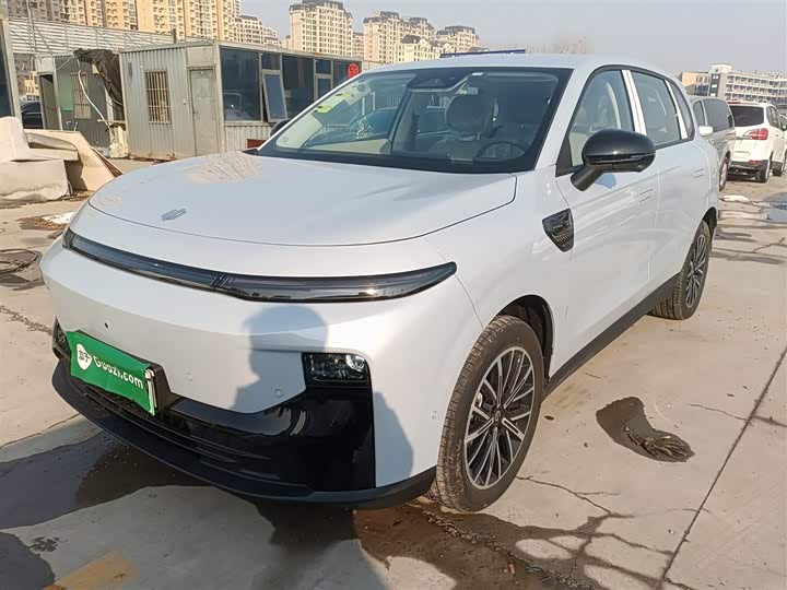 Фото 2 - Leapmotor B10