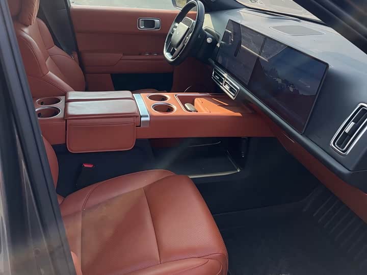 Фото 7 - LiXiang L9