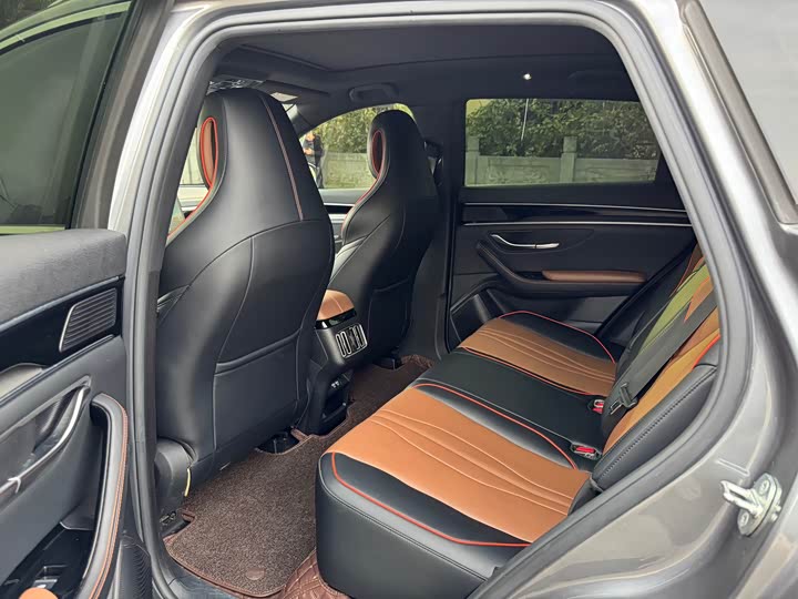 Фото 6 - BYD Song Plus