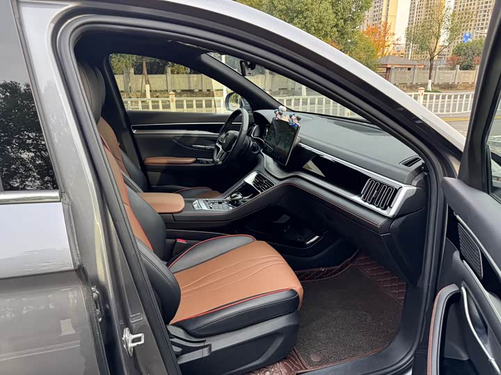 Фото 9 - BYD Song Plus