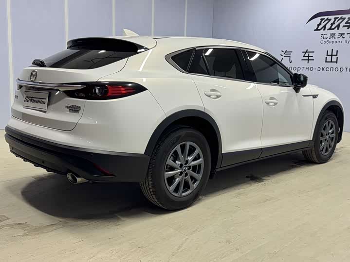 Фото 4 - Mazda CX-4