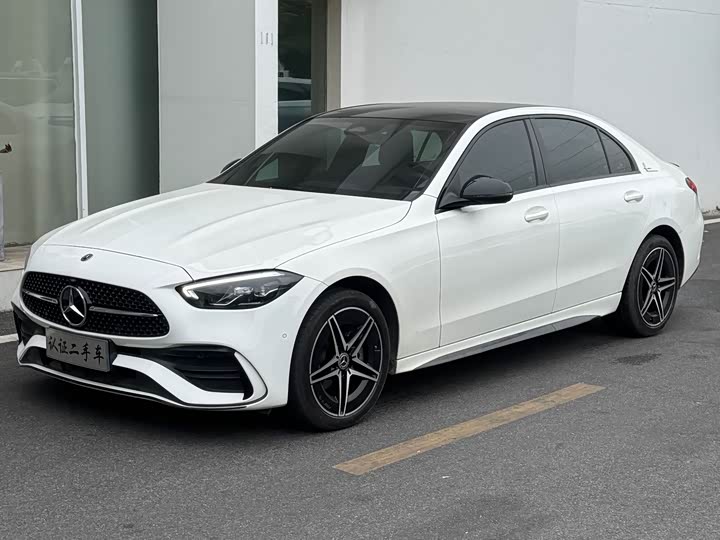 Фото 1 - Mercedes-Benz C-Class