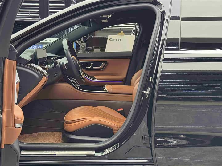 Фото 6 - Mercedes-Benz S-Class