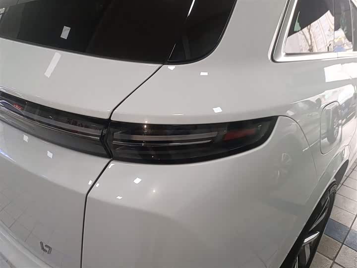 Фото 8 - LiXiang L7