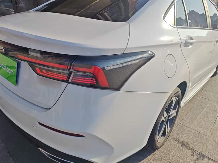 Фото 8 - Chery Omoda S5 (Arrizo 5 Plus)