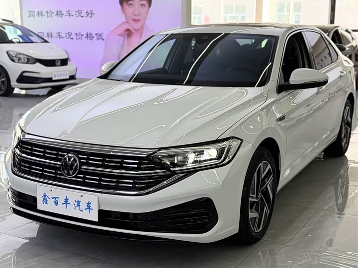 Фото 1 - Volkswagen Sagitar L