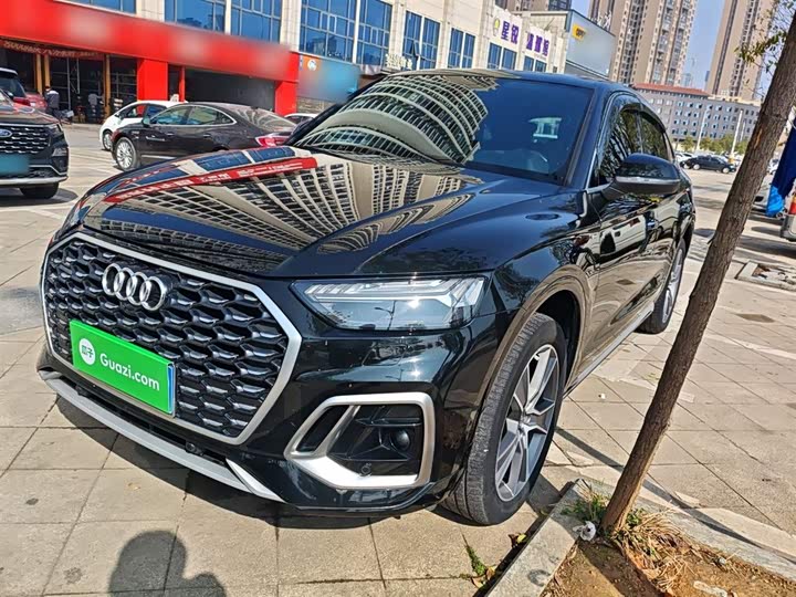 Фото 1 - Audi Q5L Sportback