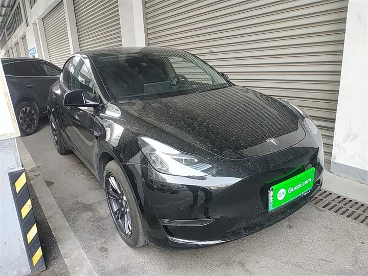 Фото 4 - Tesla Model Y