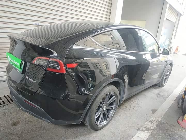 Фото 7 - Tesla Model Y