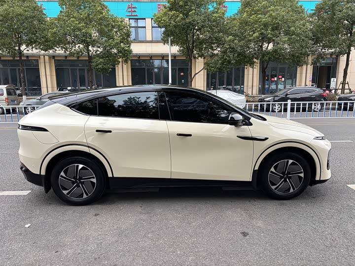 Фото 8 - XPeng G6