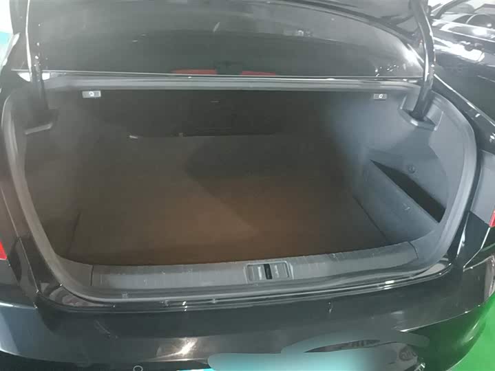 Фото 4 - Volkswagen Magotan