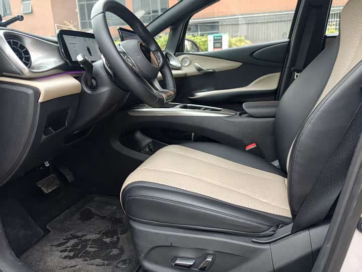 Фото 8 - BYD Dolphin