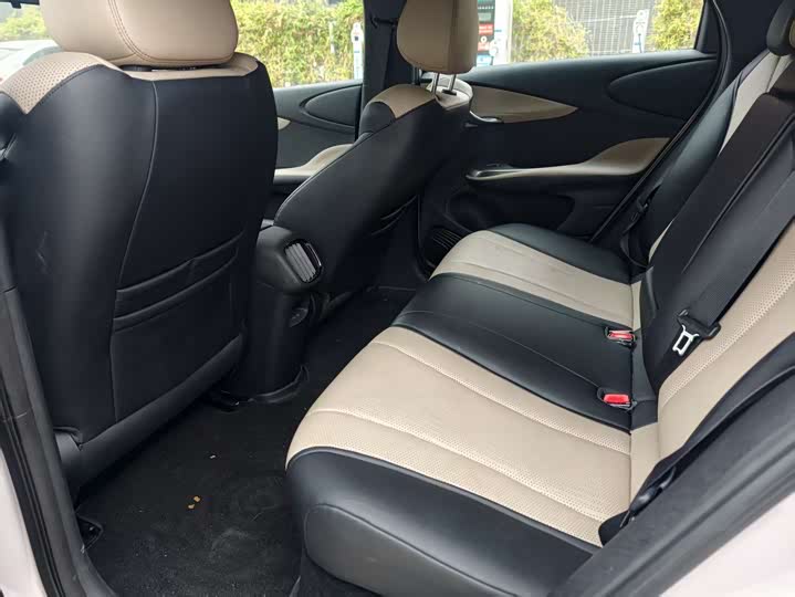 Фото 9 - BYD Dolphin