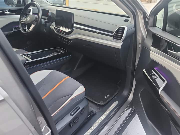 Фото 8 - Volkswagen ID.6 Crozz