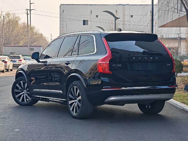 Фото 5 - Volvo XC90