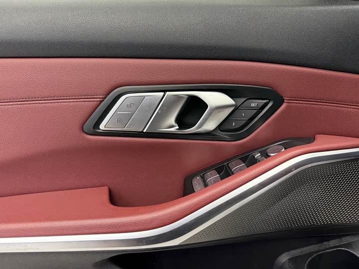 Фото 7 - BMW 3 Series